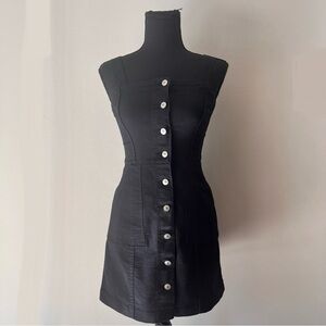 Button up dress with a square neck line